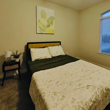 Modern Stay Near Austin Attractions